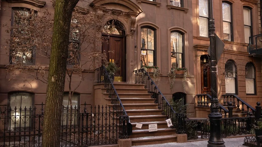 No Cupcakes, No Cosmos: 'Sex and the City' Brownstone in NYC will Get a Gate to Deter Tourists