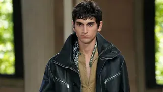 At Hermès, Woven Leather and Quiet Confidence Set the Tone for Paris Menswear