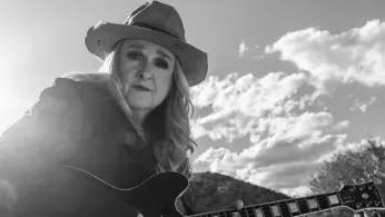 Melissa Etheridge Announces 'RISE' Album and Expansive 2026 Tour, Marking First Studio Release in Five Years